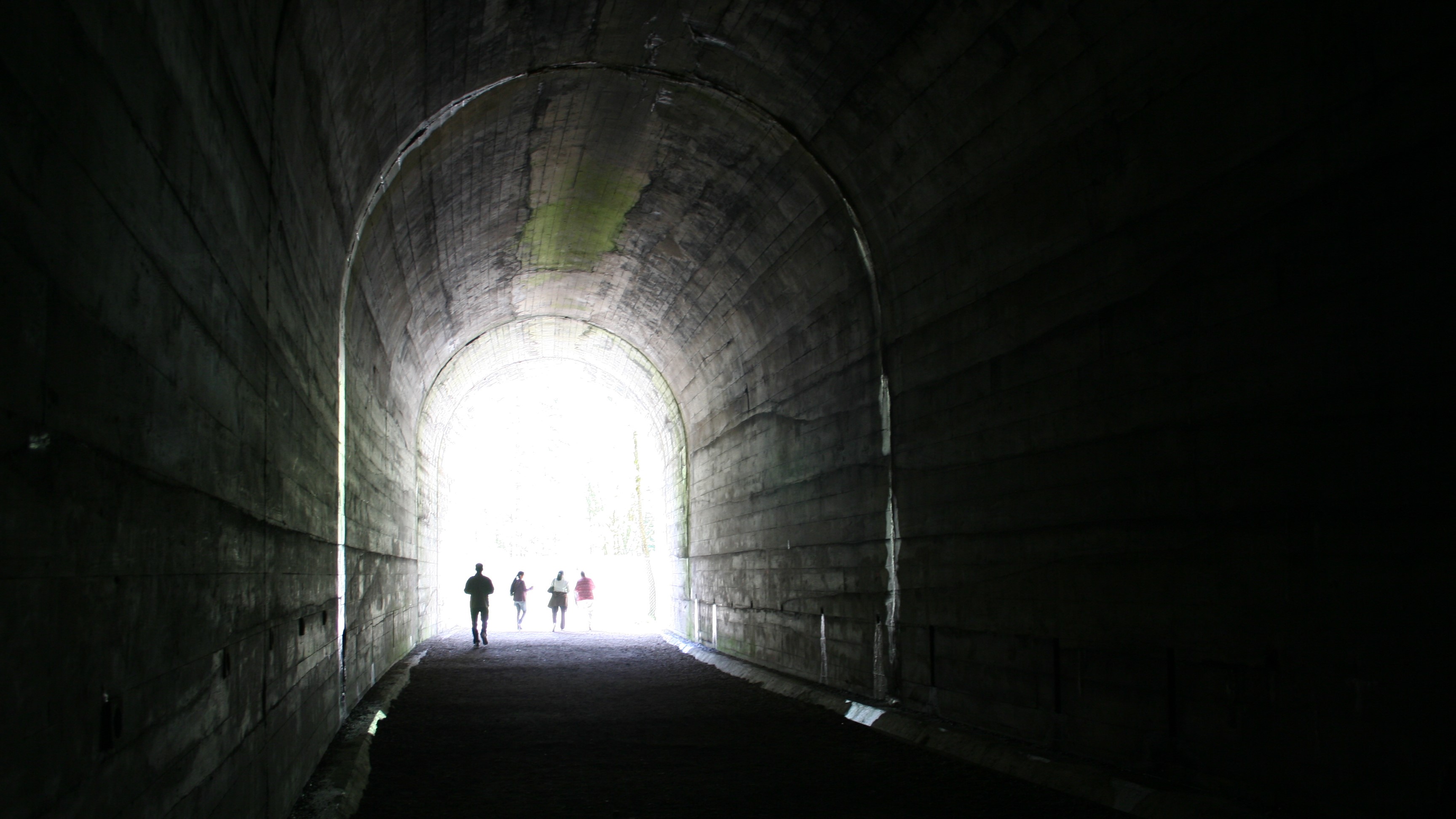 Tunnel