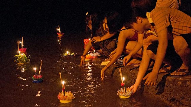 Loy Krathong