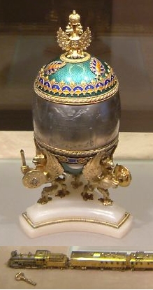 Faberge Train Egg Kremlin April 2003 2