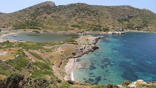2 640px Выход из военной гавани. Античный город Книд (Книдос). Mugla. Turkey. Июнь 2015 Panoramio