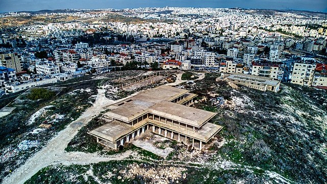 Wikimedia RoyalPalaceHusseinTellElFulDec032022 03 D